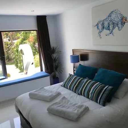 Apartment Suites El Azul